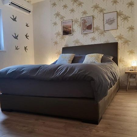 Chambre Climatisee Et Cosy Auberge Du Manala Hotel 24 24 Saint-Louis  Buitenkant foto